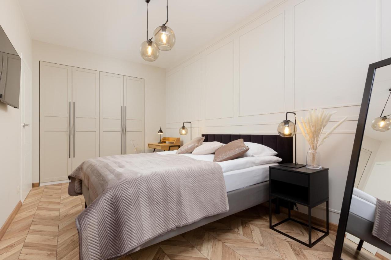 Awangarda Apartment Warsaw Ochota By Renters Prestige Exterior foto